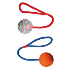 Hračka pes Míč hrbolatý na šňůrce 6cm/30cm TR